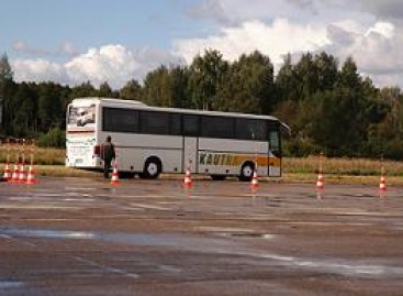 „Linavos“ vairuotojų meistriškumo varžybose – moterų komanda