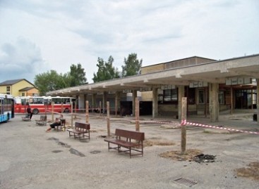 Atnaujinama Jonavos autobusų stotis