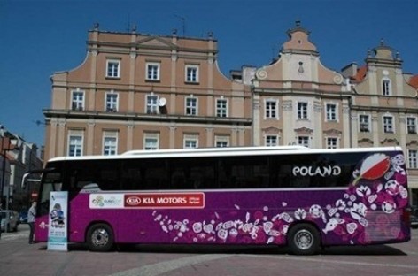Pristatyti Euro 2012 komandų autobusai