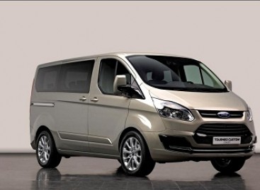 Rinkoje – „Ford Transit Custom“ ir „Ford Tourneo Custom“
