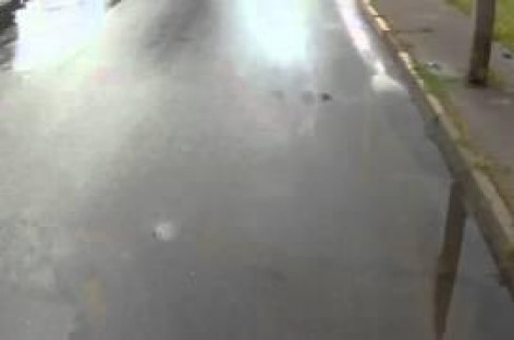 Kauno autobusuose sumontuotos vaizdo kameros užfiksavo išpuolį prieš autobusą (video)