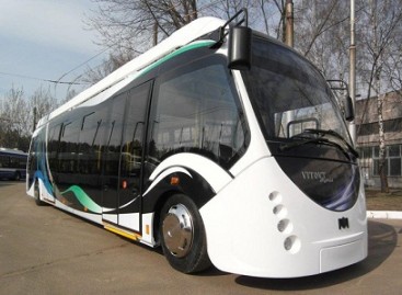 „Belkommunaš” pademonstravo naują hibridinį autobusą
