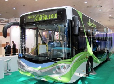 Į sostinę atvyksta pirmasis lietuviškas elektrinis autobusas