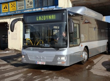 Prie sostinės autobusų vairo sėda mikroautobusų ir troleibusų vairuotojai