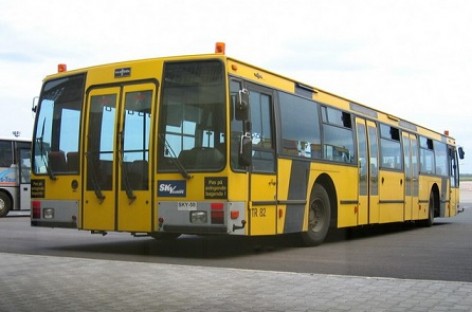 „Van Hool“ pristatė didžiausią oro uostams skirtą autobusą