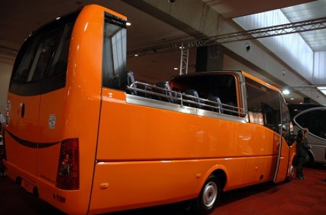 Autobusai kabrioletai – „Busworld Europe“ parodoje