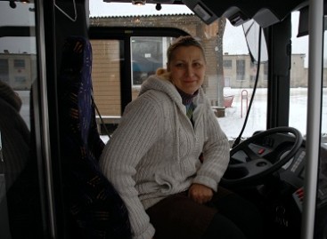 Pirmąjį „Solaris Urbino CNG“ į Vilnių atvairavo moteris
