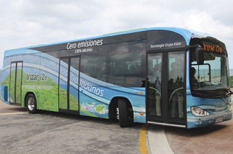 „Irizar“ pristatė elektrinį autobusą