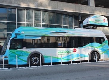 JAV populiarėja elektriniai autobusai
