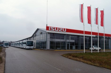 Estijai – vienuolika „Isuzu“