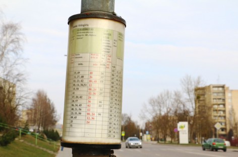 Alytaus miesto autobusų stotelėse – atnaujinti grafikai