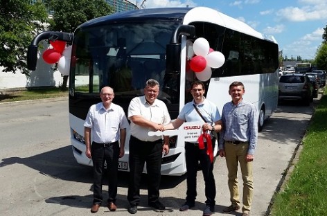 Panevėžiečiai įsigijo naują turistinį autobusą