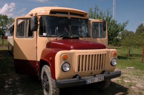 Joniškio rajono keliais teberieda KAvZ autobusas