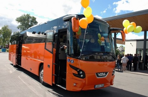 Mažeikiuose pristatytas pirmasis Baltijos šalyse naujas olandiškas autobusas