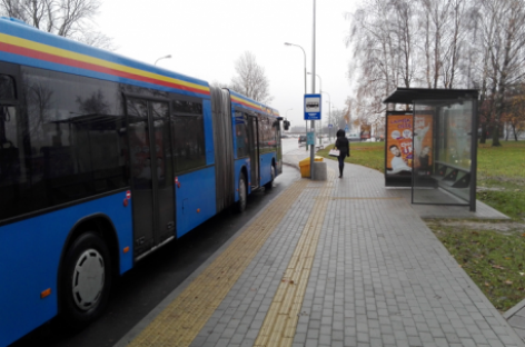 Klaipėdiečiams – atnaujintos keleivinio transporto stotelės