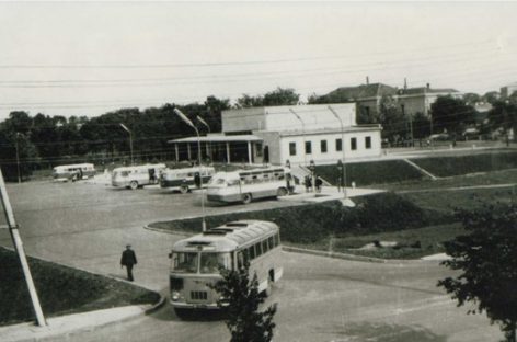 Utenos autobusų parkui – 25