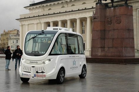 Vilniuje išbandytas pirmasis Lietuvoje savaeigis automobilis