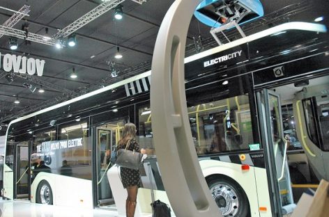 „Volvo“ stende „Busworld“ parodoje – atnaujintas elektrinis autobusas