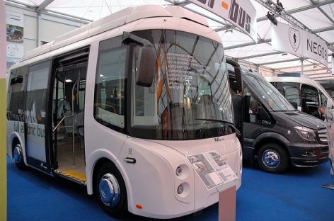 „Busworld Europe“ – netradicinės išvaizdos elektrinis minibusas