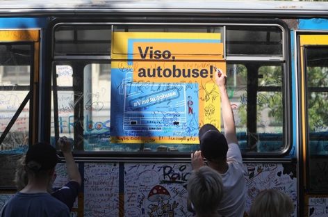 Vilnius originaliai atsisveikina su senaisiais autobusais