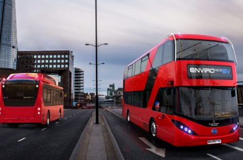Londone – dviaukščiai elektriniai autobusai