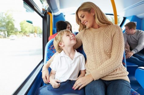 Vaikai ir keliavimas: kaip mažuosius paruošti kelionei autobusu?