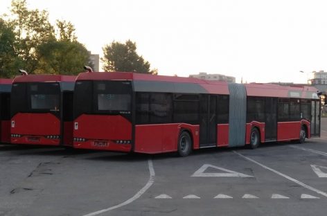 Į sostinę jau atvyko pailginti „Solaris Urbino” autobusai