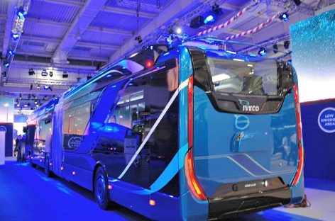 Hanoverio parodoje – įspūdingasis IVECO „Crealis“ ir elektrinis „Heuliez“