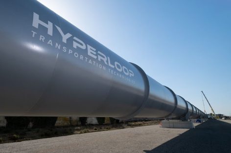 Prancūzijoje baigiama tiesti bandomoji „Hyperloop“ trasa