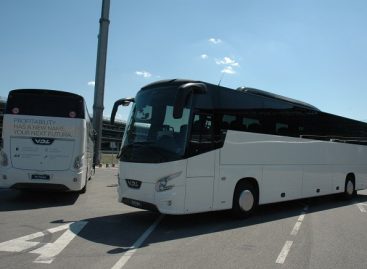 Kaune pristatyti „VDL Futura“ autobusai
