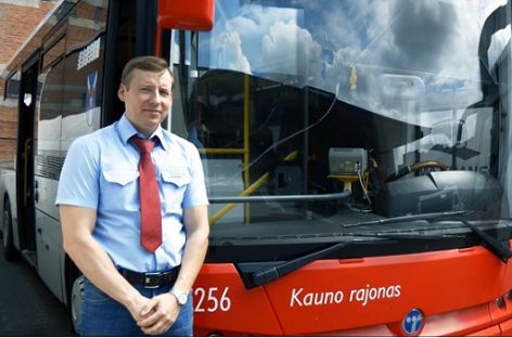 Autobuso vairuotojas R. Mažeika: netikėtos dovanos ir užaugusi keleivių karta