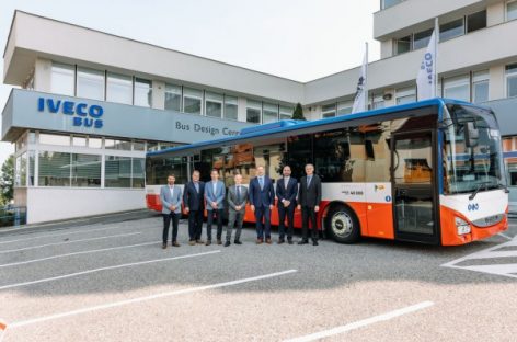 „IVECO Bus“ pasiekimas – užsakovui pristatytas 40 000-asis „Crossway“