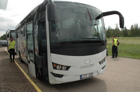 Autobusų gamintojai suteikia galimybę vežėjams susipažinti su naujais autobusais