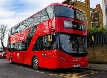 Londone – pirmasis maršrutas, kuriuo veš tik elektriniai dviaukščiai autobusai