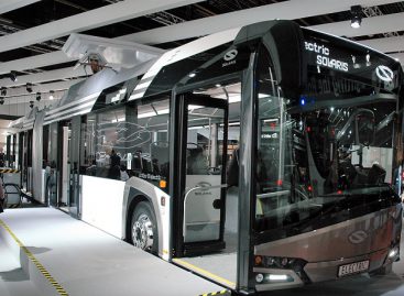 „Solaris“ pristatys 50 sudvejintų elektrinių autobusų Krokuvai