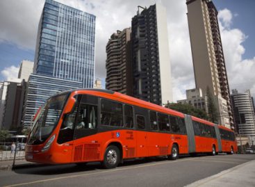 Nauji „Volvo“ – atnaujintai Kuritibos BRT sistemai