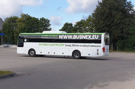 Klaipėdiškiai pirmieji Lietuvoje išbando elektrinį tarpmiestinį autobusą