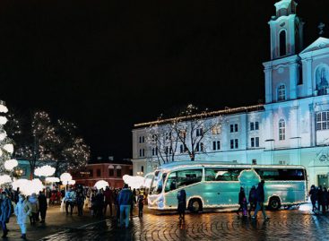Šventinę nuotaiką gyventojams į kiemus atveš „Kaunas 2022“ autobusas, jį pasikviesti gali kiekvienas kaunietis