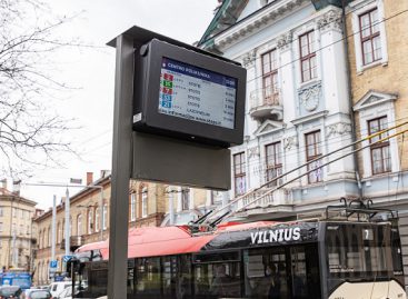 Keleivių patogumui Vilniuje – dar daugiau švieslenčių viešojo transporto stebėjimui realiu laiku