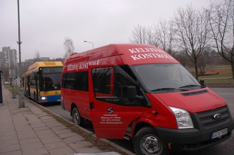 Mokė viešojo transporto kontrolierius, kaip elgtis su skirtingas negalias turinčiais žmonėmis