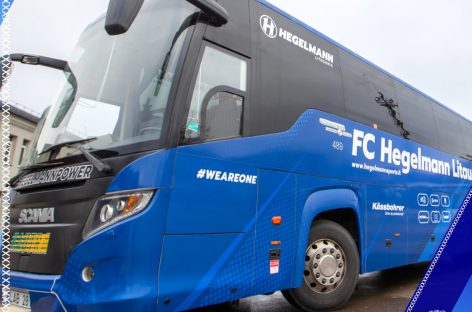 „Kautra“ pristatė futbolo klubui naują autobusą