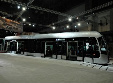 „Van Hool“ pristatys autobusus-tramvajus Paryžiui