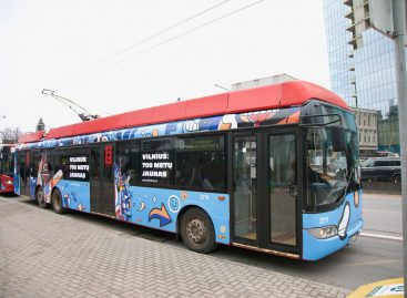 Sausio 25 d. Vilniaus viešasis transportas kviečia pasivažinėti jubiliejiniu troleibusu