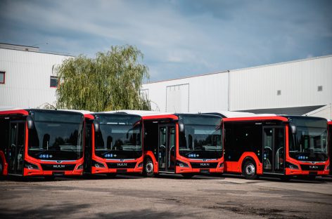 Kaune – jau visi 25 ilgieji „MAN Lion’s City“ autobusai