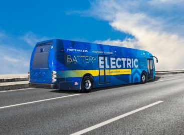 Garsi JAV elektrinių autobusų gamintoja paskelbė apie bankrotą