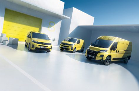 Atnaujinti visi „Opel“ komerciniai modeliai: vokiečiai pristatys naujos kartos „Combo“, „Vivaro“ ir „Movano“