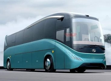 Kinai pristato naują elektrinių turistinių autobusų standartą – prototipą MC