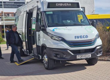 Lietuvos gamintojai pristatė elektrinį autobusą