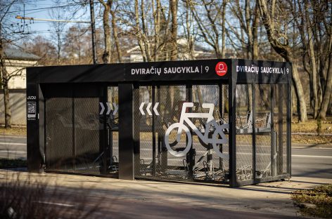 Vilniuje duris atveria daugiafunkcės dviračių saugyklos