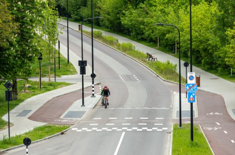 Sostinės P. Vileišio gatvė – pirmoji tikra dviračių gatvė Lietuvoje